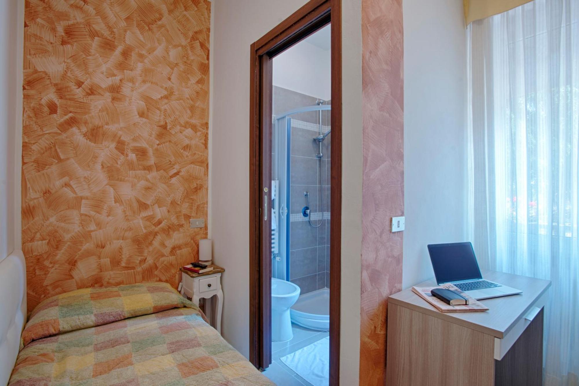Locanda San Biagio Misano Adriatico Phòng bức ảnh