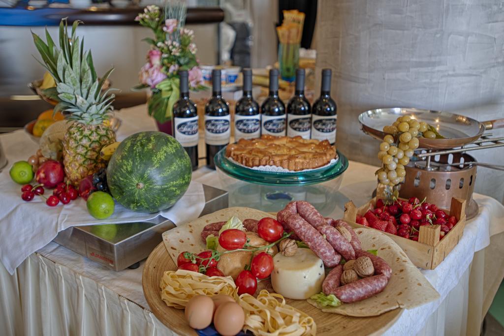 Locanda San Biagio Misano Adriatico Ngoại thất bức ảnh