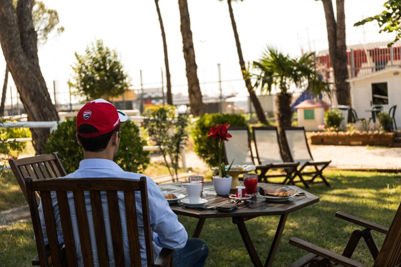 Locanda San Biagio Misano Adriatico Ngoại thất bức ảnh